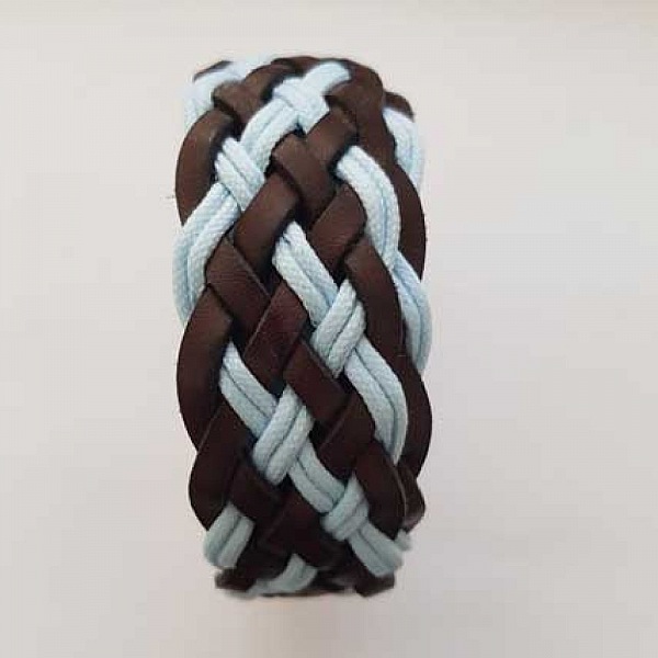 1.48 m&egrave;tre cuir tress&eacute; n&deg;06 30 mm