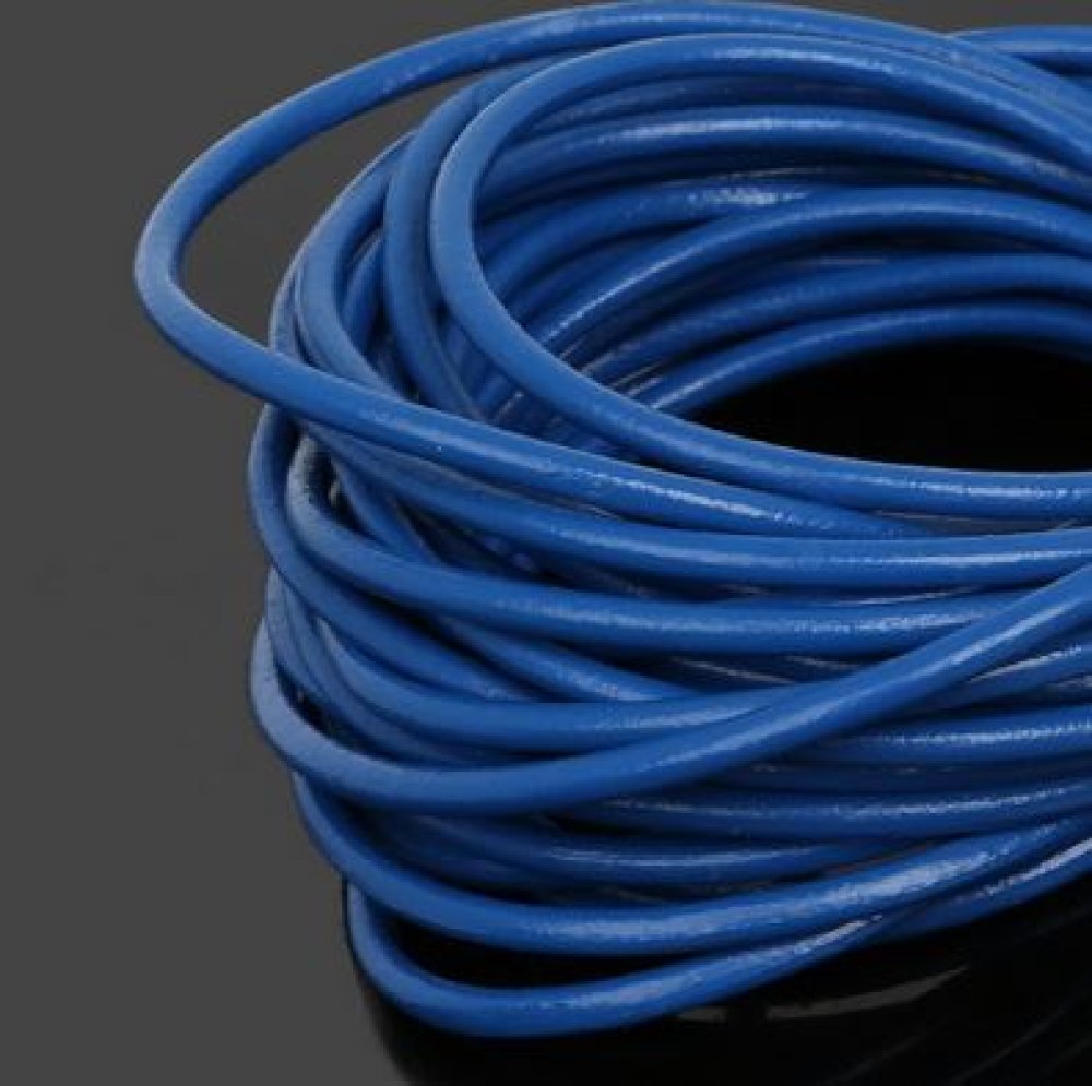 1 meter Rund glatt skinnsnor Blå 3 mm