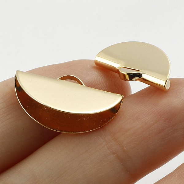 2 gullbelagte halvm&aring;ne-krymper 19 x 11 mm