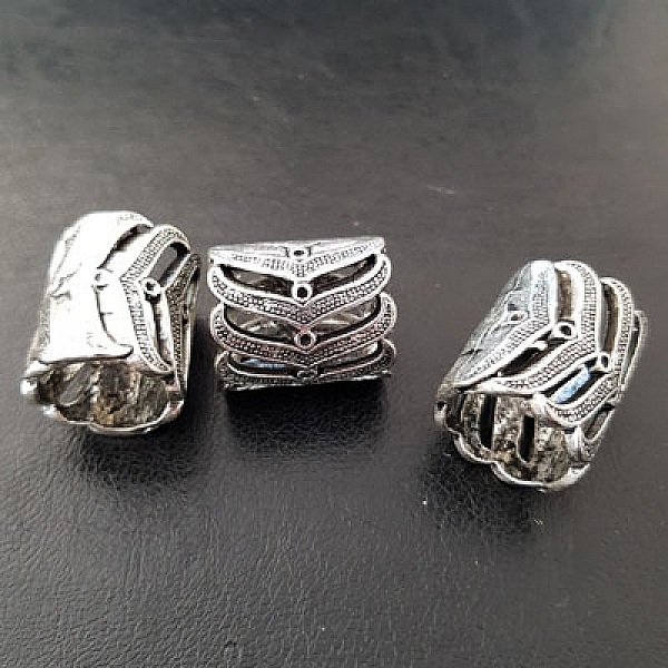 3 skjerfsl&oslash;yfer nr. 47