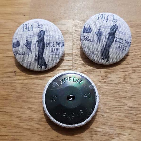 Bouton 40 mm recouvert tissus couture N&deg;04-01