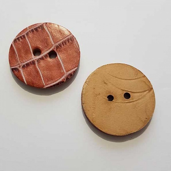 Bouton cuir vintage Rond 44 mm N&deg;01