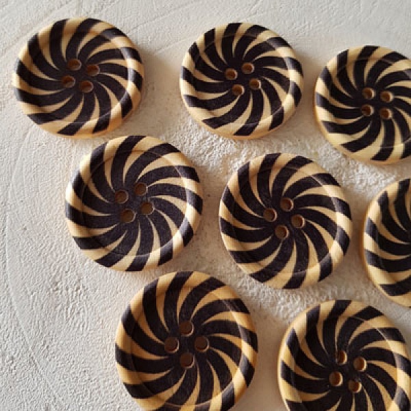 Treknott blomster 30 mm nr. 16 x 10 stk.