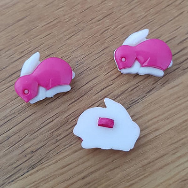 Knapp med kanin-design for barn nr. 02