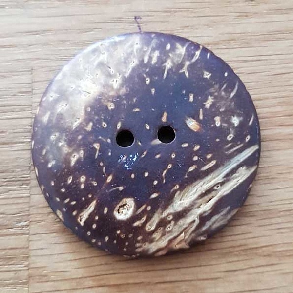 Boutons 40mm &agrave; deux trous ronds en noix de coco N&deg;29