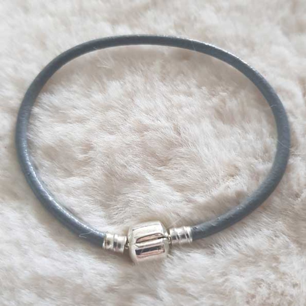 European Clip Armbånd Plain 01 FRA 15 TIL 23 CM grå