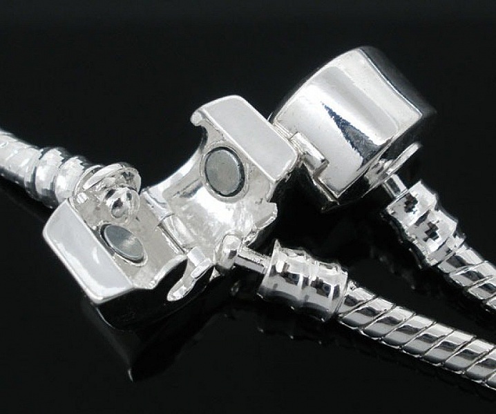 Europeisk slangekjede armb&aring;nd 3 mm magnetisert fra 17 til 23 cm