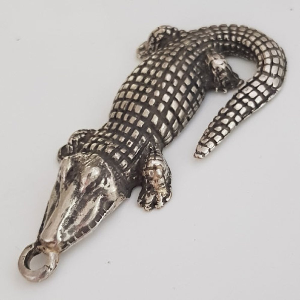 Krokodille Charm N°01 ZAMAK (SØLVPLETTERT)