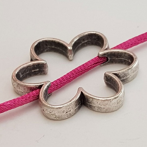 Blomsteranheng Metall N&deg;010 S&oslash;lv