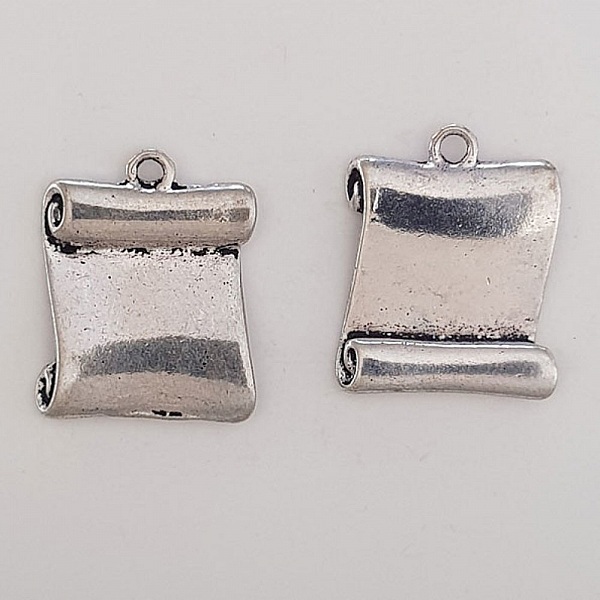 Book charm Parchment grimoire N&deg;02 S&oslash;lv.