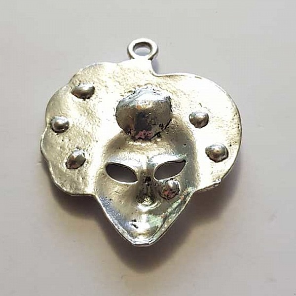 Breloque Masque N&deg;07 V&eacute;nitien