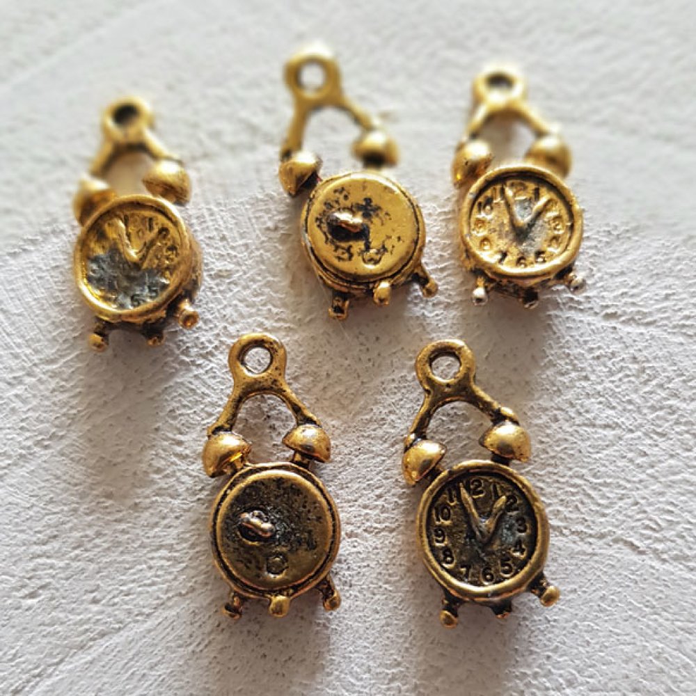 Charm Clockwork N°07 Antikk gull