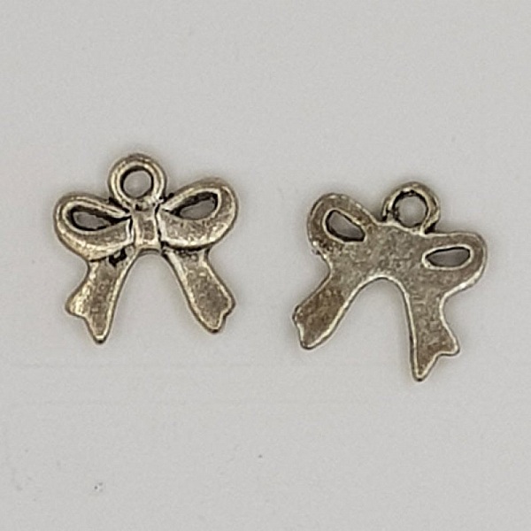 Charm Node N&deg;12 s&oslash;lv metallb&aring;nd knute charm