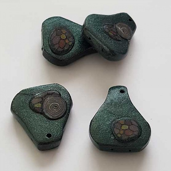 Breloque Pendentif Style Sac Polym&egrave;re Kaki N&deg;01