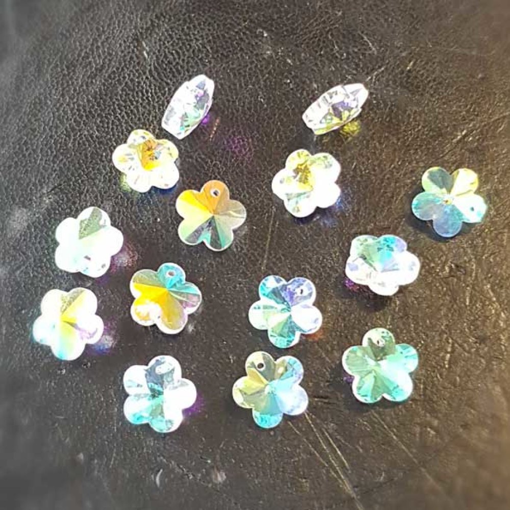 Blomsteranheng i fasettert glass N°04-01