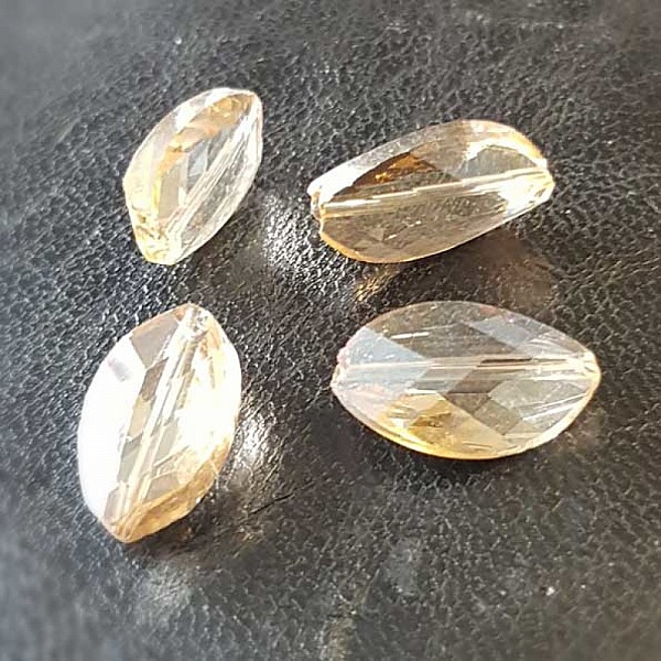 Anheng i fasettert glassdr&aring;pe N&deg;03-01