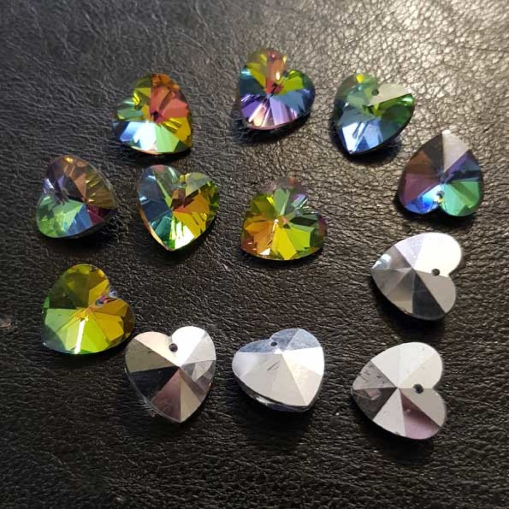 Hjerte anheng i fasettert glass N°01-05