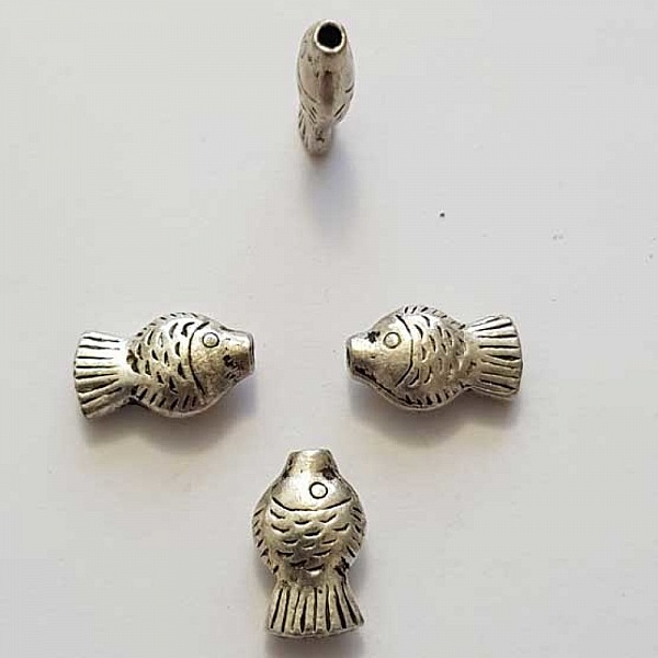 Breloque Poisson N&deg;06 Argent