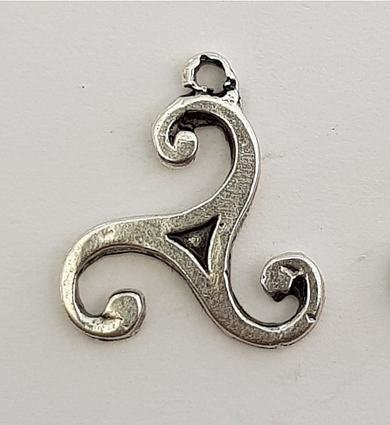 Triskel Charm N&deg;01