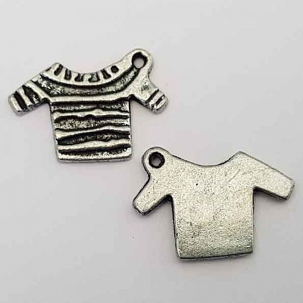 Charm Clothing Genser N&deg;01