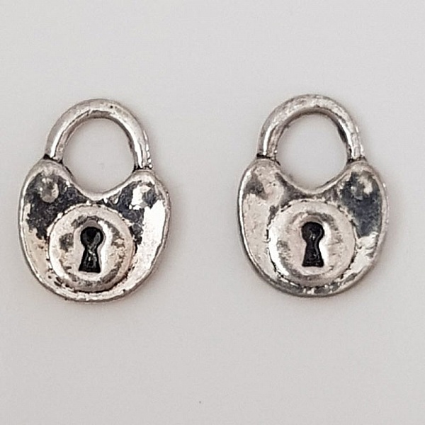 L&aring;s med hengel&aring;s nr. 05