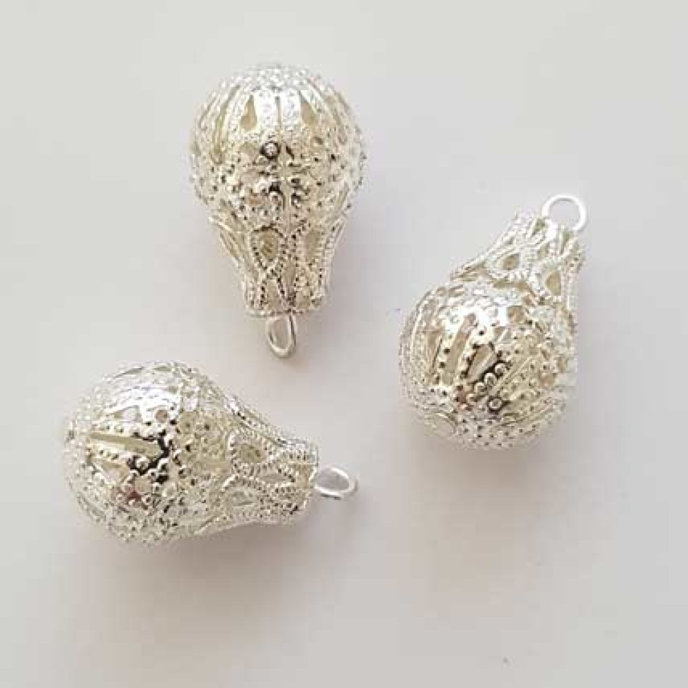 Sølv gjennombrutt dråpe amulett N°02-01