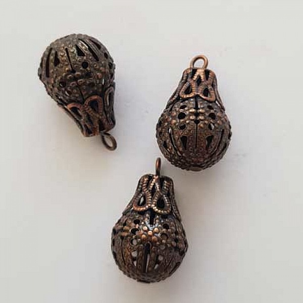 Gjennomsiktig dr&aring;pe sjarm N&deg;02-04