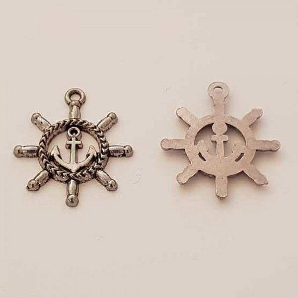 Breloque gouvernail N&deg;04 Argent