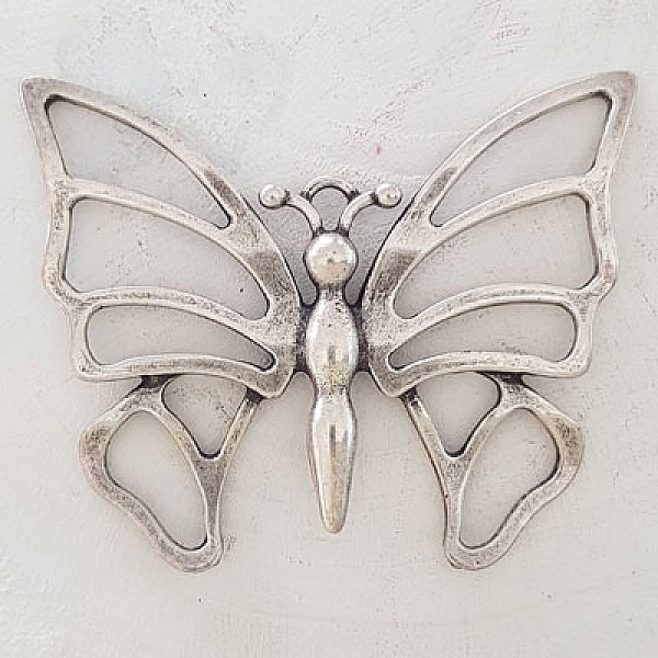 Sommerfugl amulett nr. 16