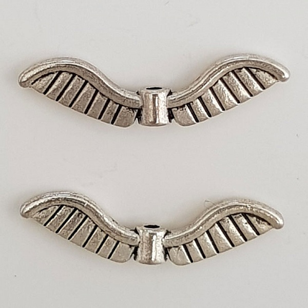 Wings Charms nr. 10 S&oslash;lv