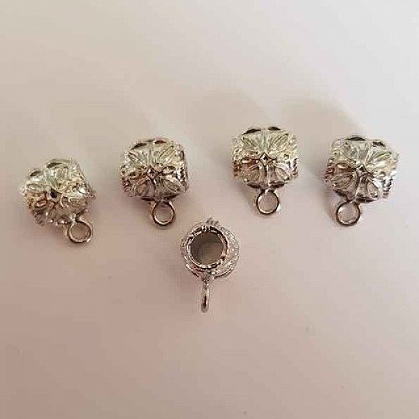 B&eacute;li&egrave;re N&deg;09