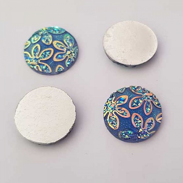 Cabochons N&deg;01 motif fleur r&eacute;sine 20 mm