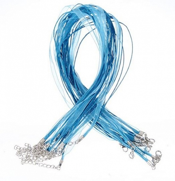 Halskjede med organzab&aring;nd N&deg;08 og vokset snor