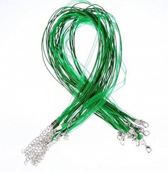 Halskjede med organzab&aring;nd N&deg;09 og vokset snor