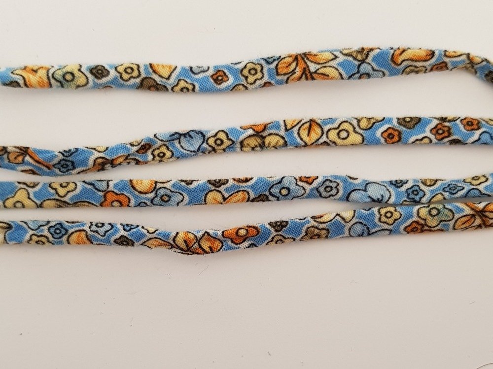 Spaghetti snor frihet N°07 per 50 cm.