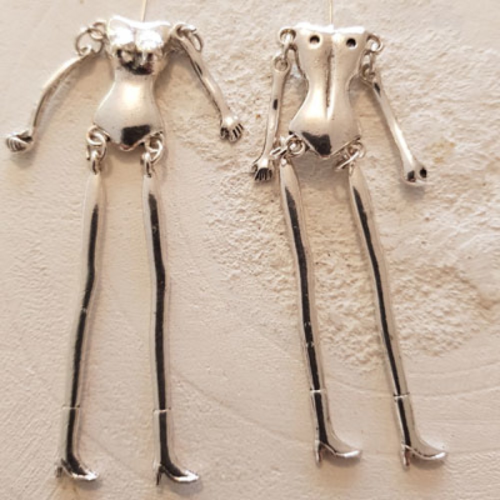 Dukkekropp i metall, sølvfarge 9 cm