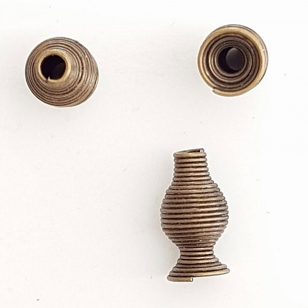 Spiral Cone Cup nr. 10 i bronse.
