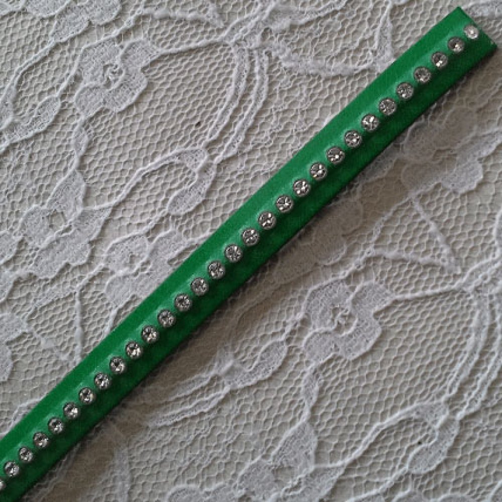 Lær B-Grønn 10 mm Swarovski Strass per 20 cm