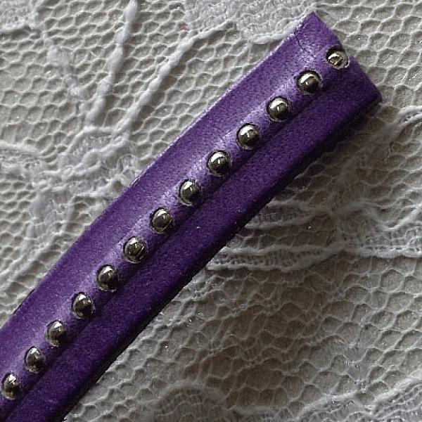 10 mm Purple Ball Leather med nikkelfri kulekjede per 20 cm