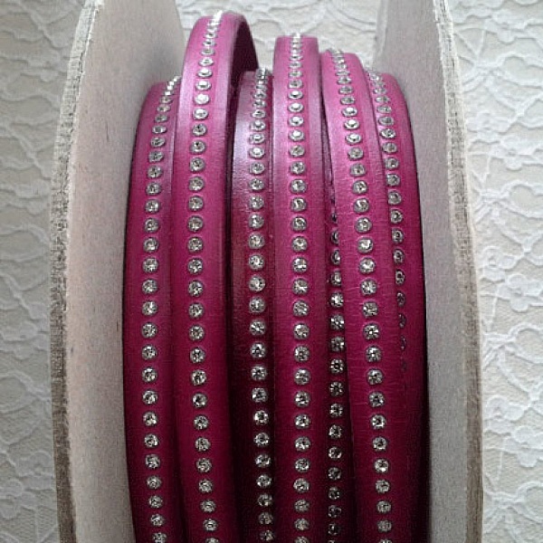 L&aelig;r DD-Fuxia 10 mm Swarovski Strass per 20 cm