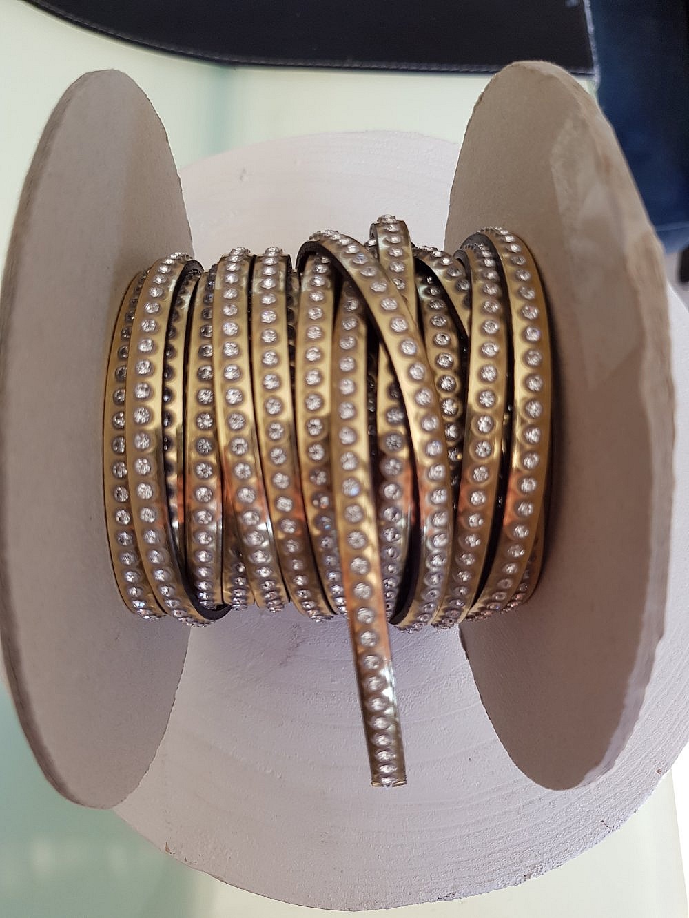 Gull speil skinn 06 mm Swarovski Strass per 20 cm