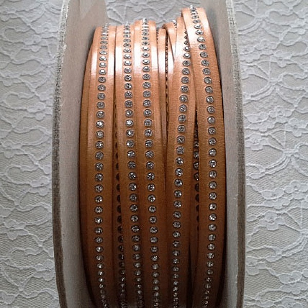 10 mm Natural Leather Swarovski Strass per 20 cm
