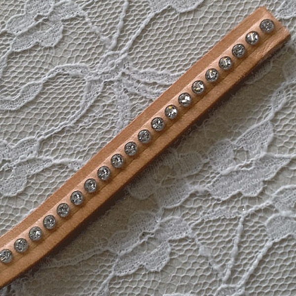 10 mm Natural Leather Swarovski Strass per 20 cm