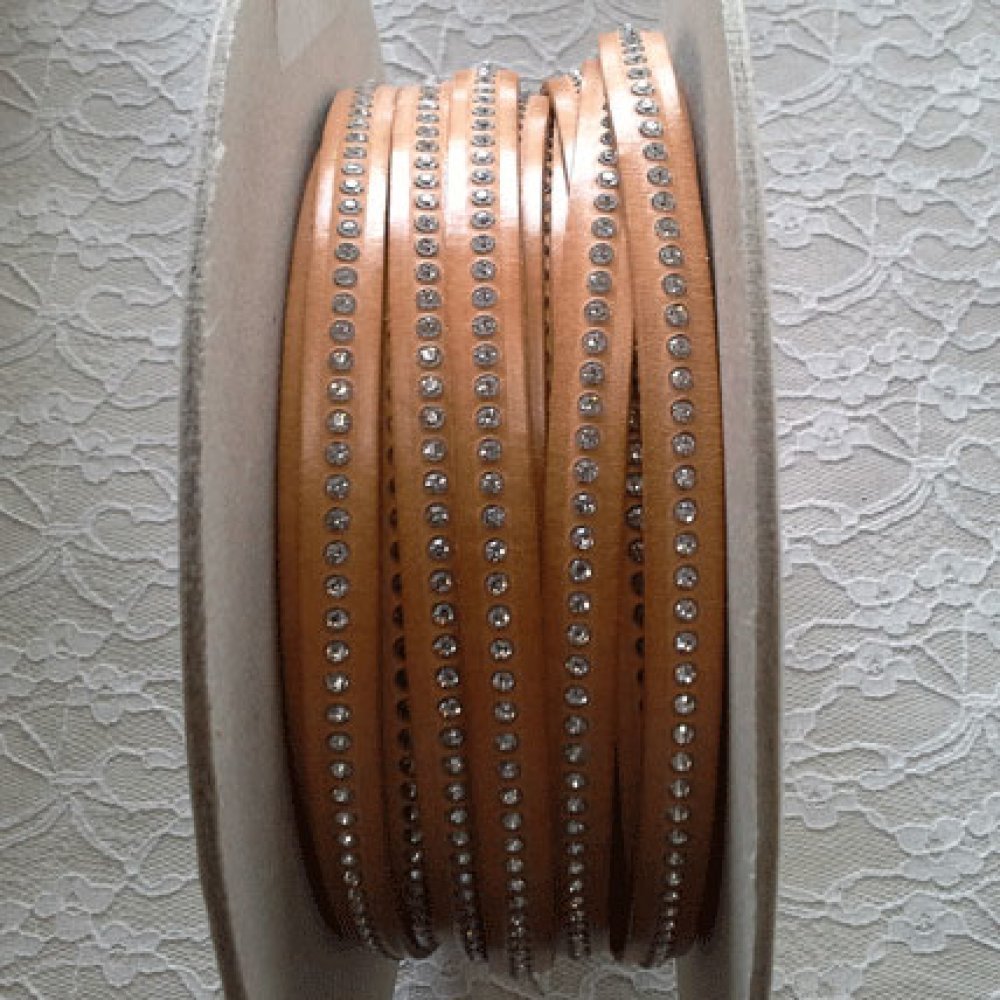 10 mm Natural Leather Swarovski Strass per 20 cm