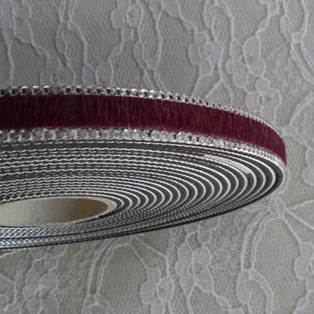 Flatt kalveskinn Bordeaux 10 mm x 20 cm skinn og kjede