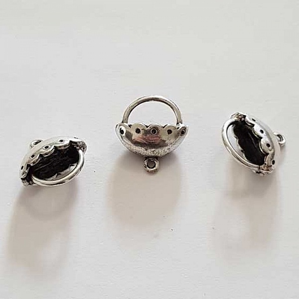 Embout &agrave; coller N&deg;09 Argent 18 x 18 mm