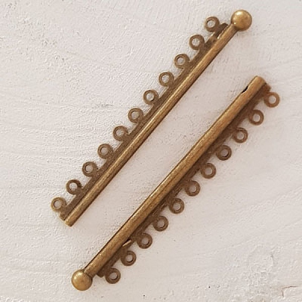 Bronse Multi-Rank Clasp.