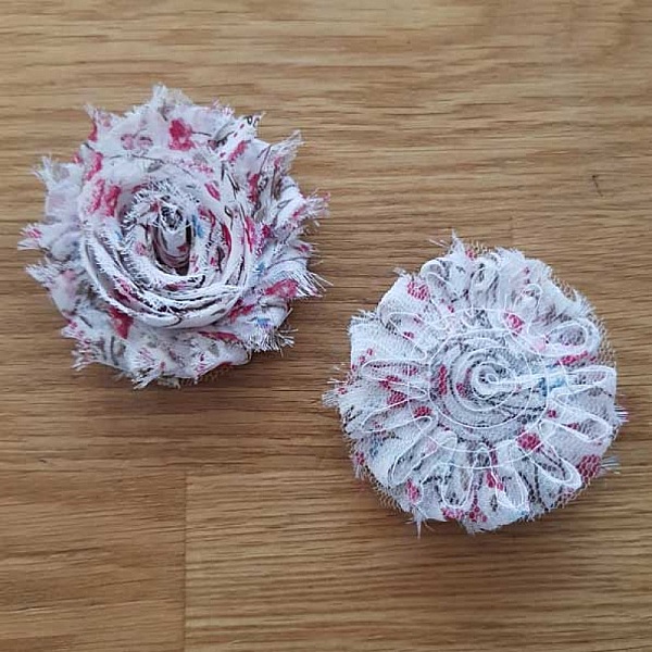 Flosset stoffblomst nr. 33