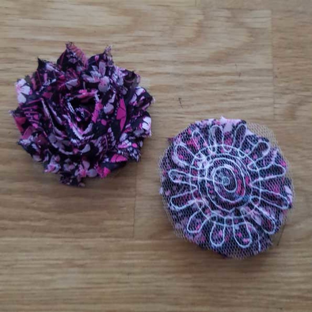 Flosset stoffblomst nr. 39
