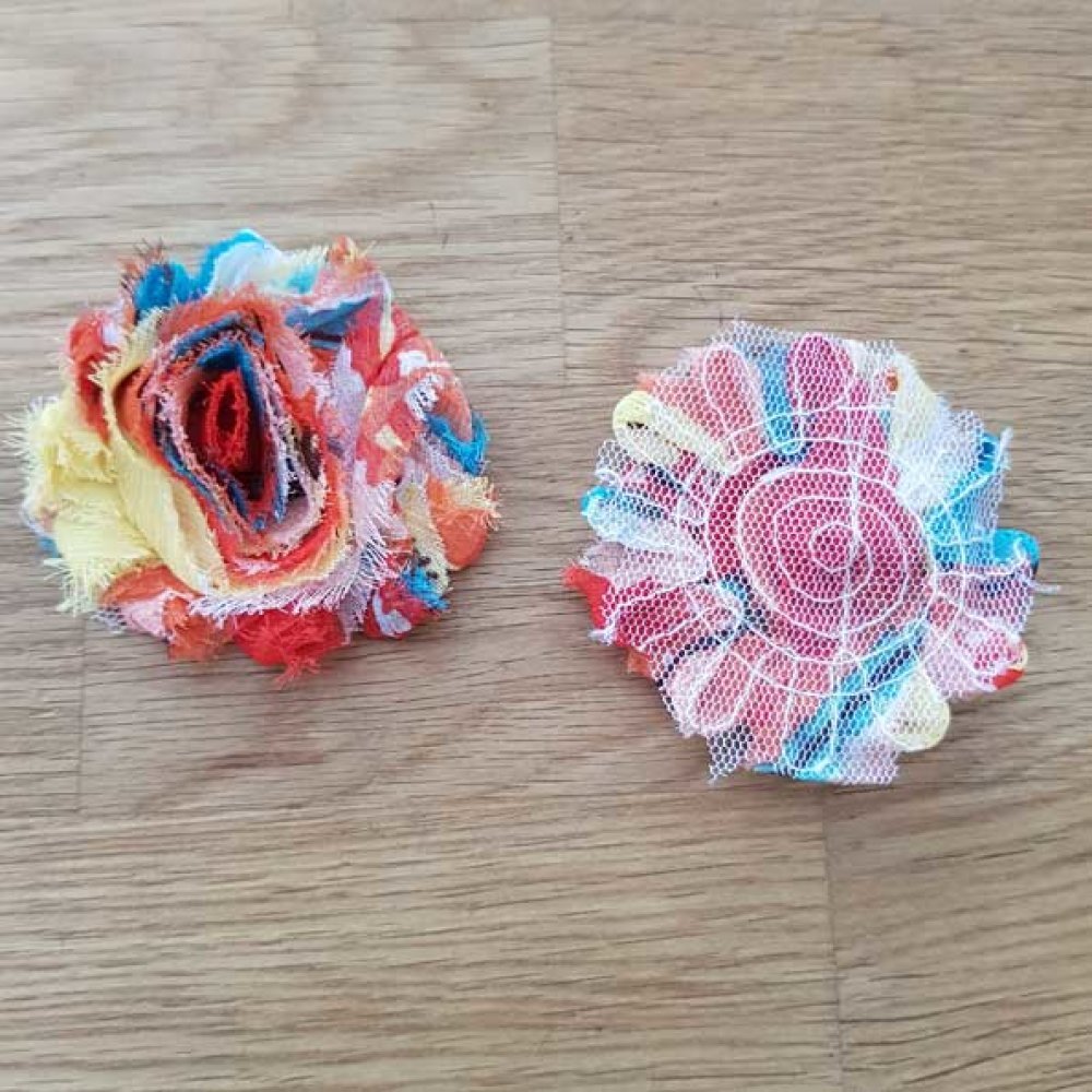 Flosset stoffblomst nr. 52